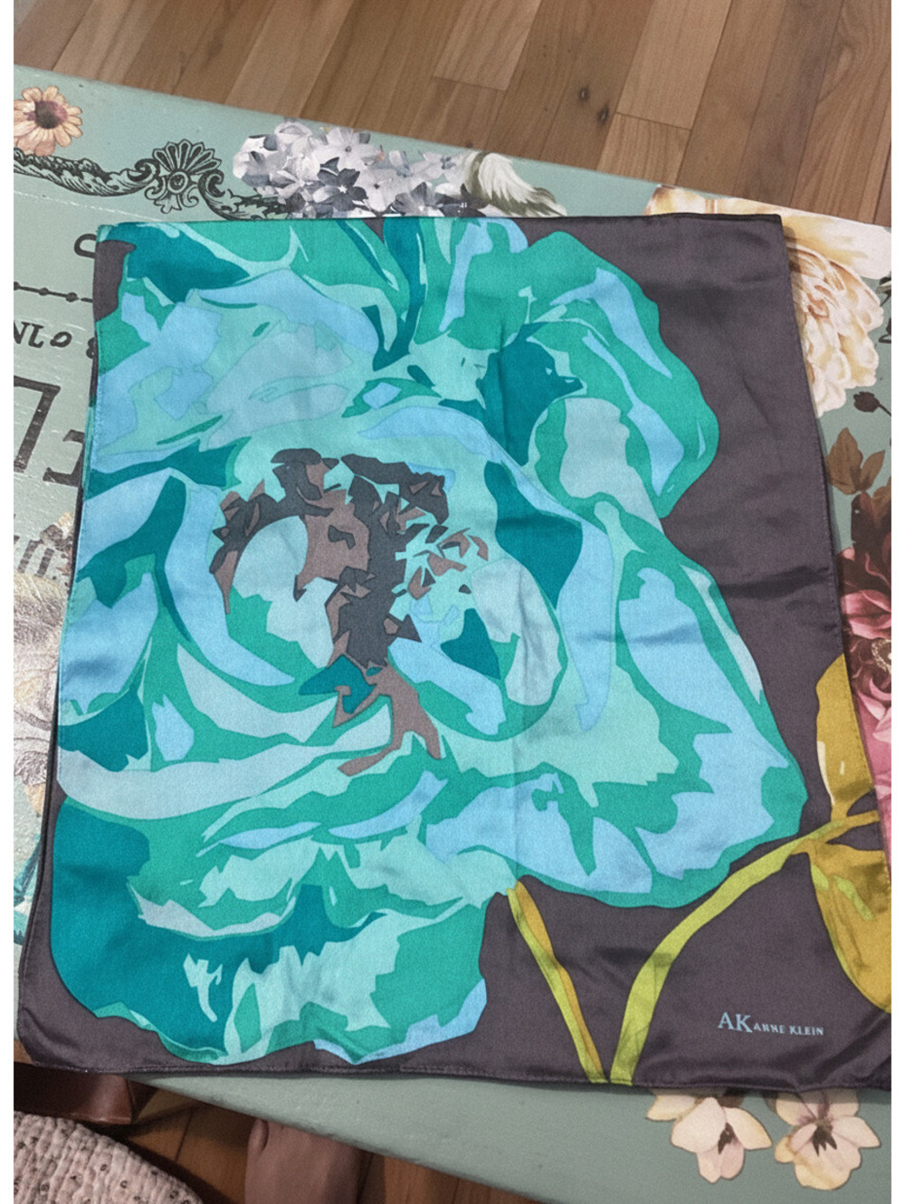 Anne Klein Silk Floral Patterned Shawl/ Scarf in Blue and Green